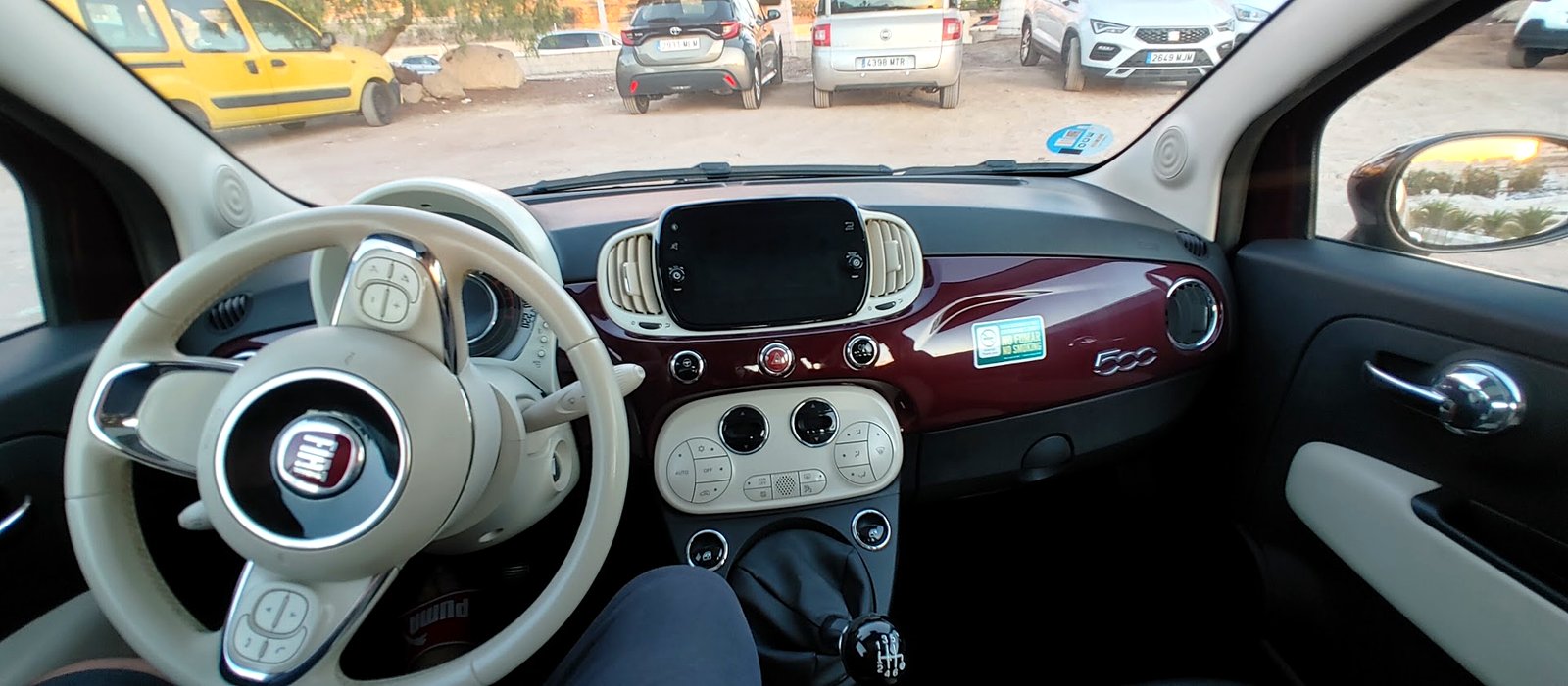 Goldcar Fiat palubovka